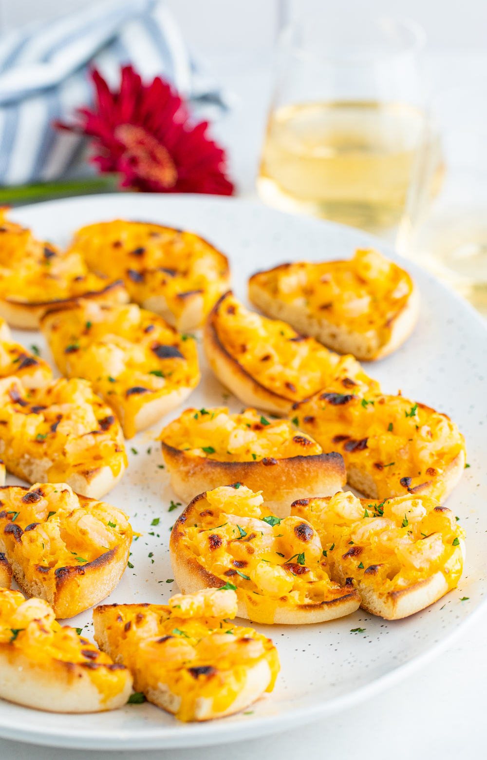 An easy appetizer with shrimp and cheese.