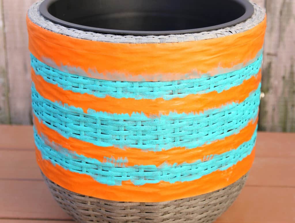 Easy DIY Striped Planter using FrogTape®