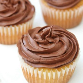 Chocolate Eclair Cupcakes