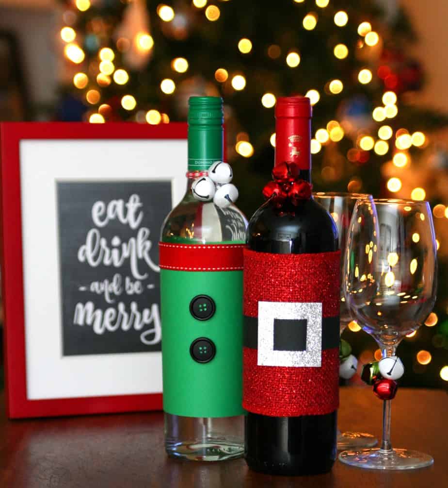 Festive Holiday Wine Bottles {with Free Printables}