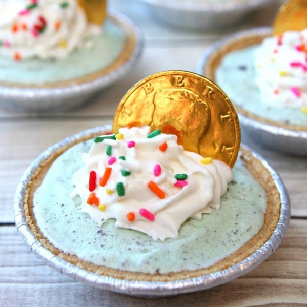 St. Patrick’s Day Mini Ice Cream Pies