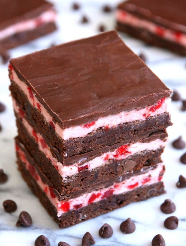 chocolate-covered-cherry-brownies-9