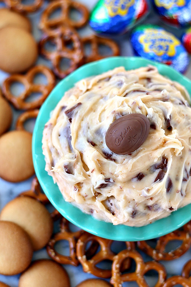 If you love Cadbury Creme Eggs then you are going to LOVE this Cadbury Creme Egg Dip!  This delicious dip is the perfect dessert for Easter.