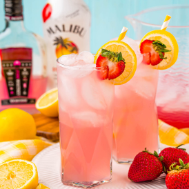 Strawberry Lemonade Vodka Cocktail